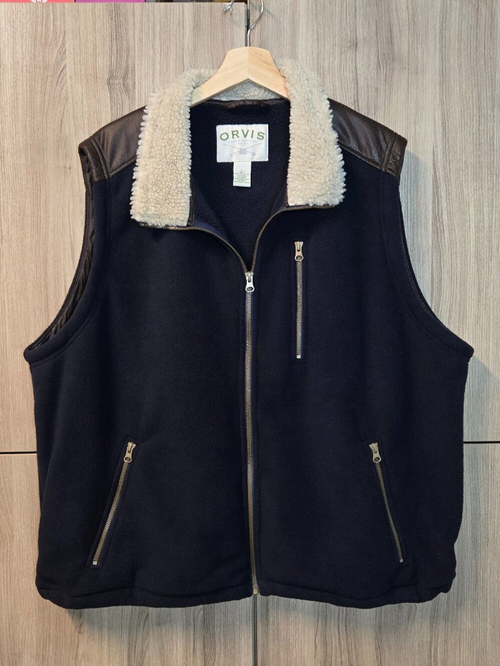 Orvis Sherpa Collar Fleece Vest Men Navy Patch Shoulder Aviator Full Zip L